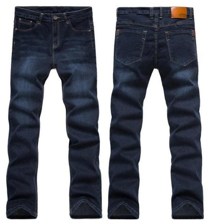 Jeans Slim Straight With Generous Give And