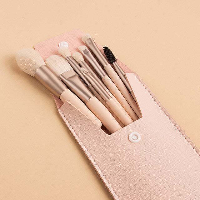 Travel Portable 8 Mini Makeup Brush Beauty