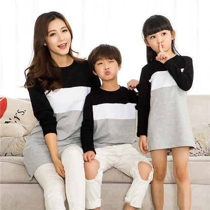 Colorblock Long-Sleeved T-Shirt For A Family Of