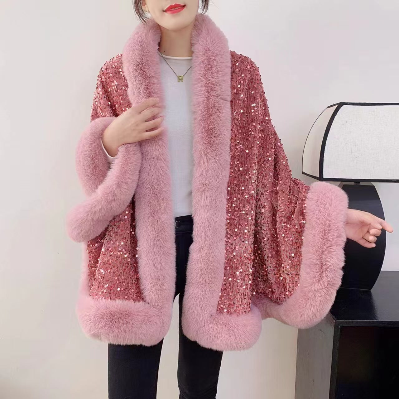 Fleece-Lined Thicken Big Fur Collar Sequined Shawl
